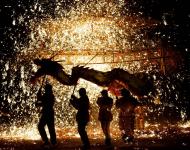 被譽為“民間焰火之最”的“確山鐵花”，又名“打鐵花”，2008年被國務院公布為“全國第二批非物質文化遺產”為河南獨有、全國僅存。