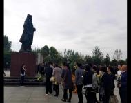 弘揚(yáng)烈士精神，緬懷烈士功績(jī)。