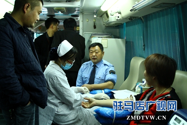 10.26義務獻血 060.jpg