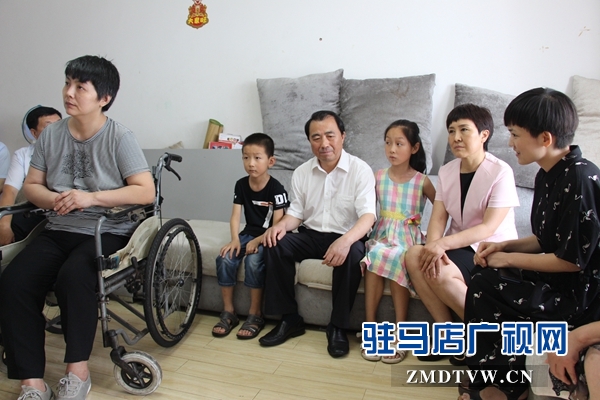 戚存杰一行看望慰問&ldquo;新時代好少年&rdquo;陳宗陽