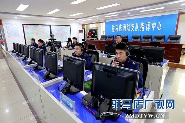 駐馬店市消防指戰員守望春節保平安