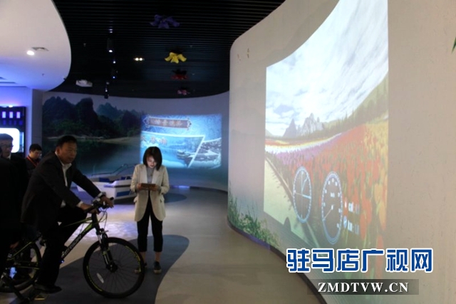 中央、省市媒體記者到遂平縣規劃綜合展示中心感受遂平發展