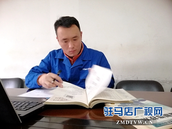 李巖:平凡崗位做不凡業績