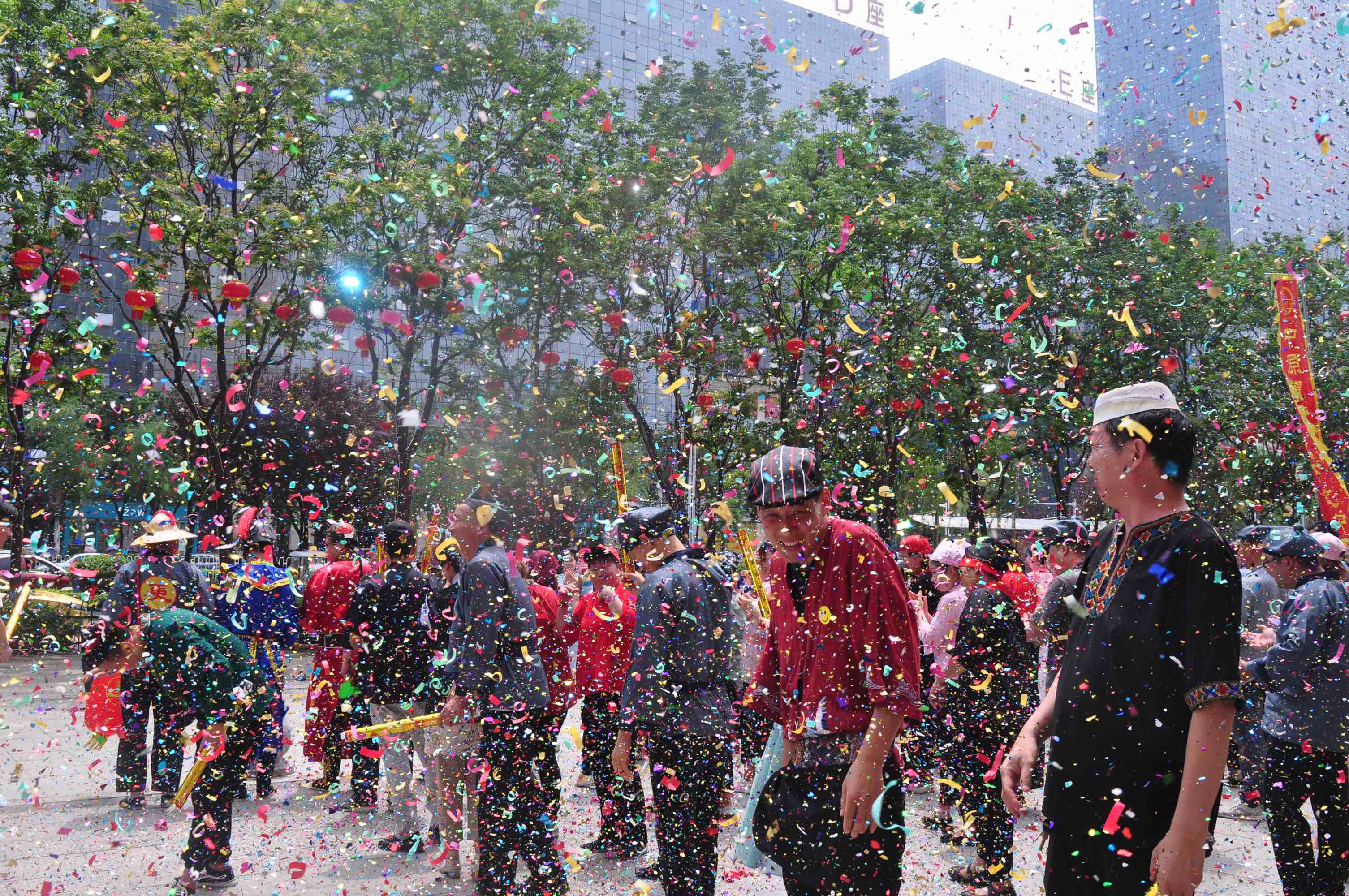 天中老街一周年慶,感恩天中回饋客戶優惠福利送不停,大送特送!!!