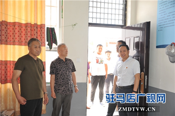 中原銀行駐馬店分行踐行初心使命、深入開展調研