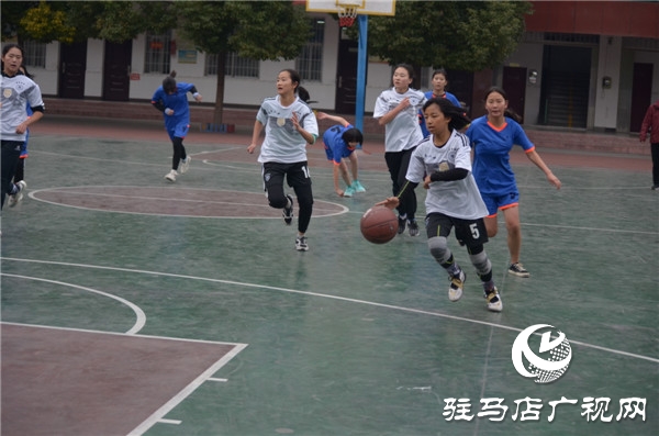 遂平縣第二初級中學籃球賽再創(chuàng)佳績