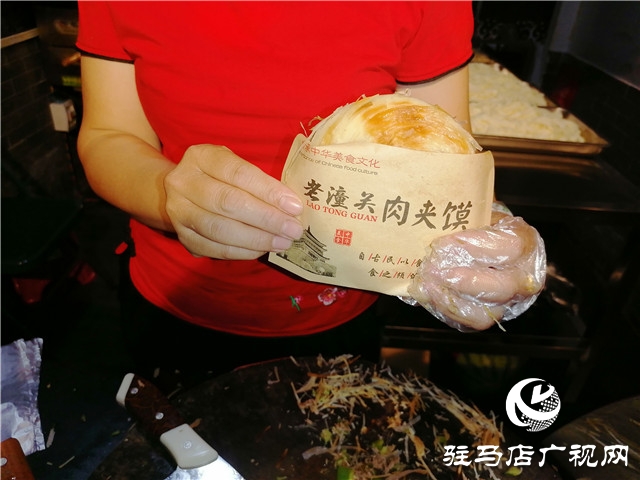 天中老街:以“服務”贏市場