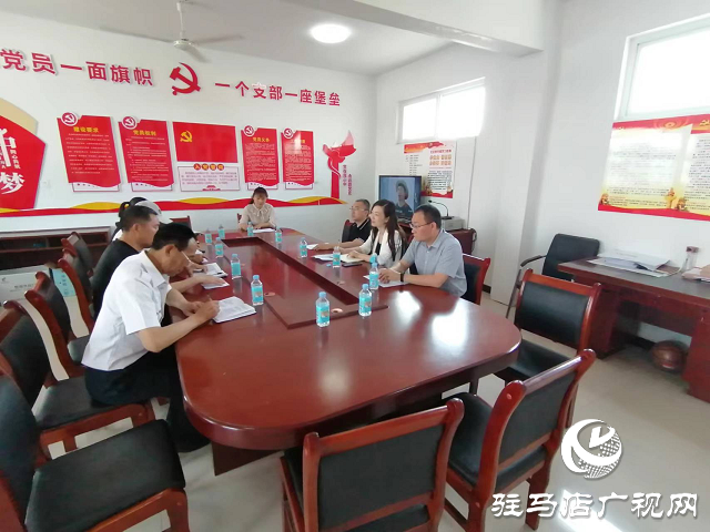 駐馬店市社科聯深入駐村點開展“四送一助力”結對幫扶活動