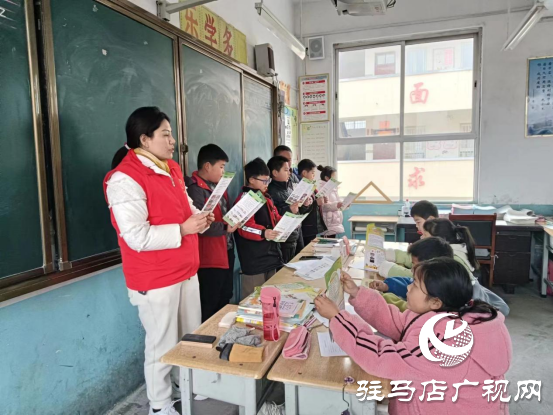 遂平縣石寨鋪鎮社工站|“未成年人保護法”進校園主題宣傳活動