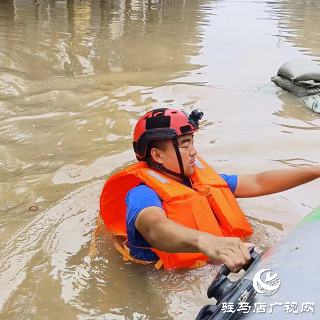 遂平縣兩支水上救援隊赴河北完成救援任務凱旋而歸