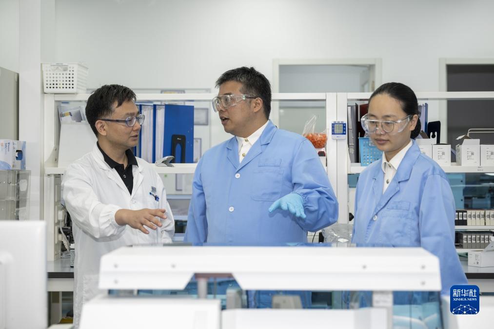 學思想、強黨性、重實踐、建新功丨海關總署:扛穩守國門促發展重任 以更大作為推動主題教育入心見行