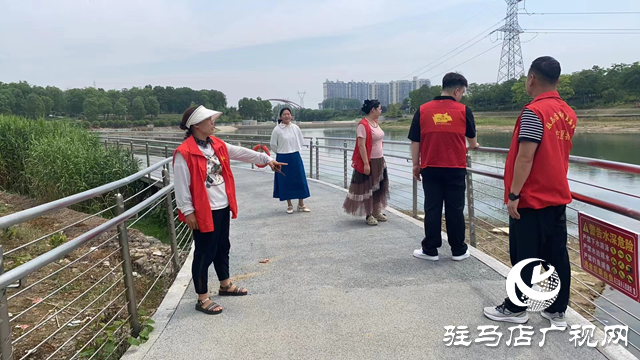 駐馬店經(jīng)濟(jì)開發(fā)區(qū)關(guān)王廟鄉(xiāng)開展防溺水和防范電信詐騙宣傳活動