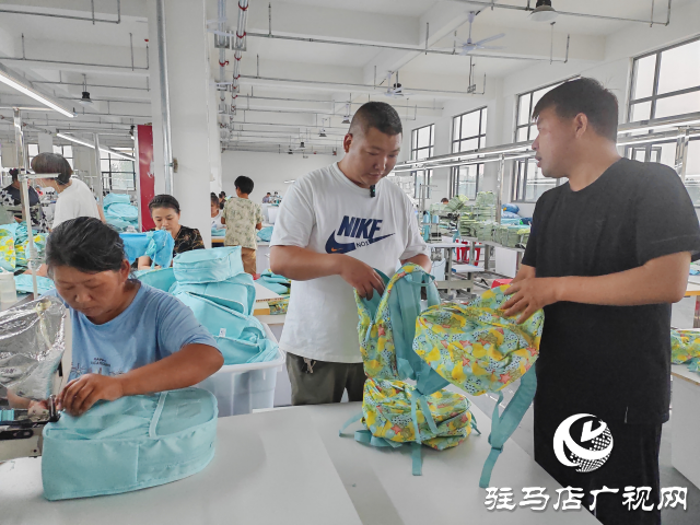 平輿縣清河街道孟莊社區：黨建三級聯動“雙提升” 激活“三園建設”新引擎