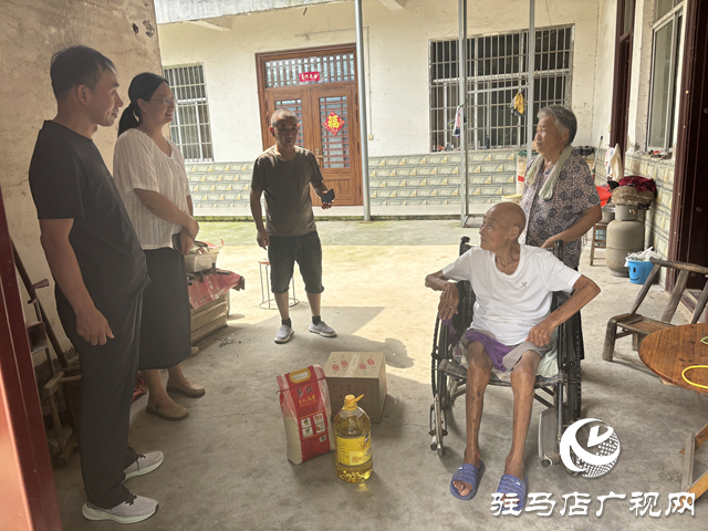 遂平縣車(chē)站街道開(kāi)展&ldquo;八一&rdquo;走訪慰問(wèn)活動(dòng)