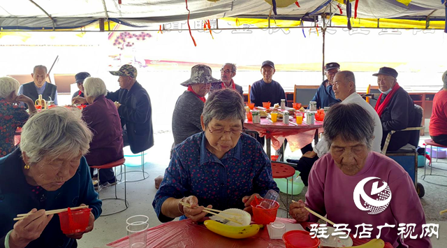 汝南縣金鋪鎮開展“情暖金秋 愛在重陽”主題活動