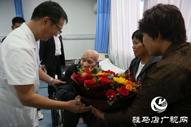 遂平仁安醫(yī)院:關(guān)愛抗戰(zhàn)老兵 傳遞溫暖敬意