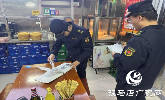 駐馬店開發區城市管理局:夜查餐飲油煙 落實管控措施