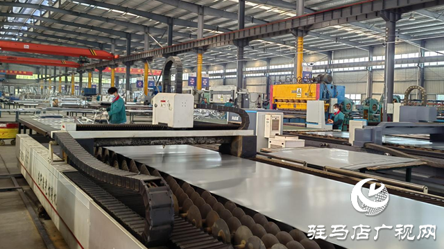 河南鵬飛門業：深入學習黨的二十屆三中全會精神  以創新驅動助力高質量發展