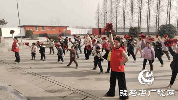 <strong>駐馬店職業技術學院教師教育學院開展美育浸潤下鄉支教活動</strong>