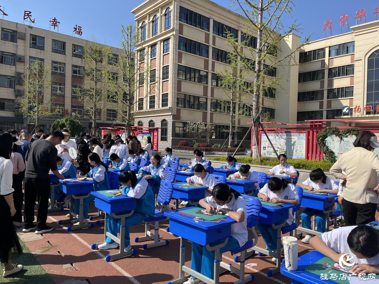 驛城區四項工作現場會在駐馬店市第四中學舉辦