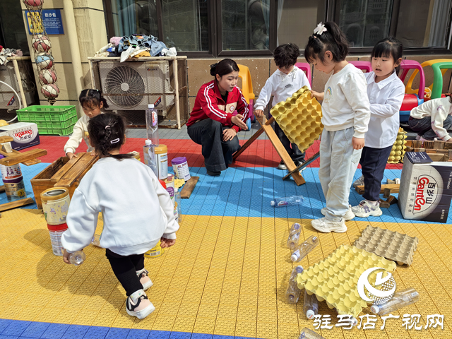 李軍杰：十二載幼教路 以愛育花開