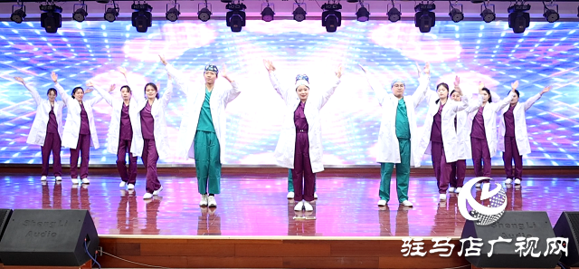 新蔡縣人民醫院舉辦慶 5?12 國際護士節表彰大會