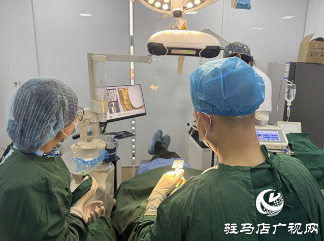  駐馬店開啟口腔種植“機器人時代” 首臺5G動態種植導航機器人落戶驛城區