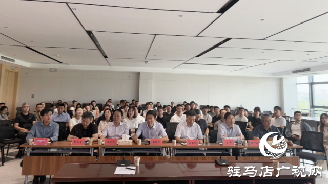 市豫資公司舉辦“豫青講習所”開班儀式暨第一課交流研討會