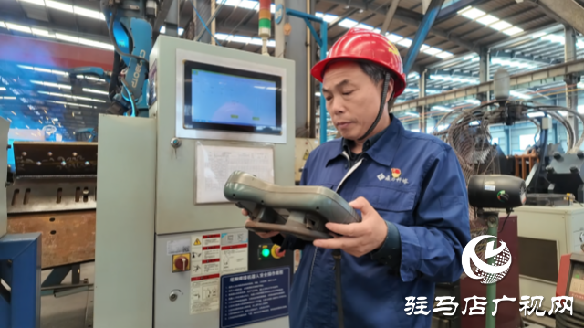 “慧”鉆研的車間工藝員康東華