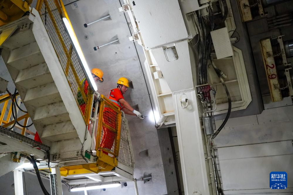 世界最大直徑水下盾構隧道完成黃河段掘進