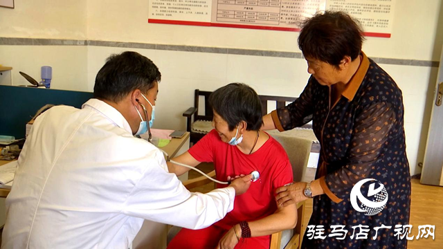 正陽縣胡保珍:真情守護“夕陽紅”