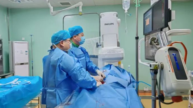  駐馬店市中醫院完成WeFlow-Tbranch分體式分支型胸主動脈覆膜支架手術