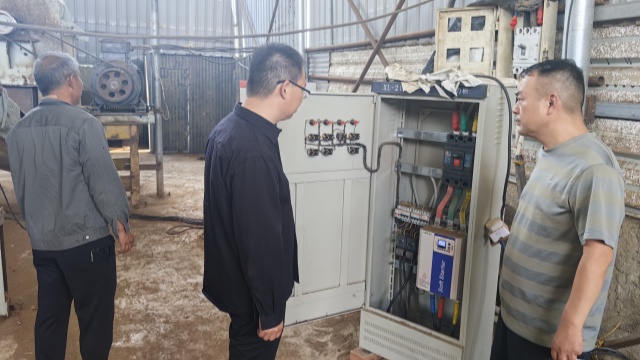 國網(wǎng)泌陽縣供電公司:主動服務 筑牢企業(yè)安全用電“防護網(wǎng)”