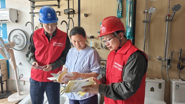 國網上蔡縣供電公司：安全用電進商戶 護航經營“安心線”