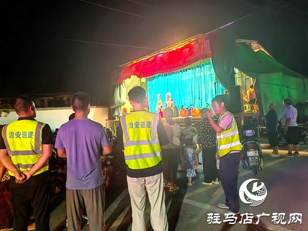 平輿縣老王崗鄉：夜間巡邏護平安 安全宣教入人心