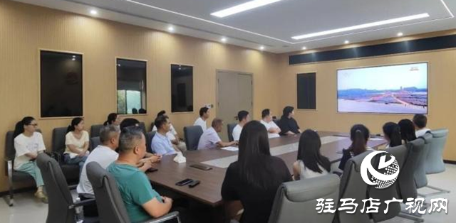 驛城區社會各界收聽收看紀念中國人民抗日戰爭暨世界反法西斯戰爭勝利80周年大會直播