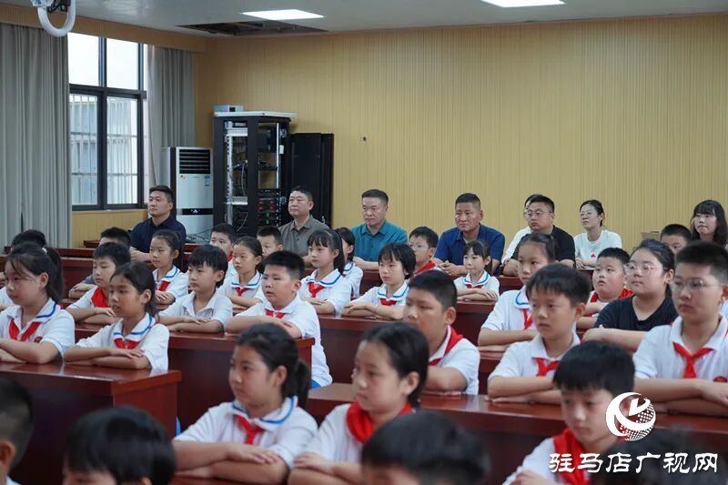 開學第一課丨平輿縣人民法院這場校園普法直播 “未”你而來