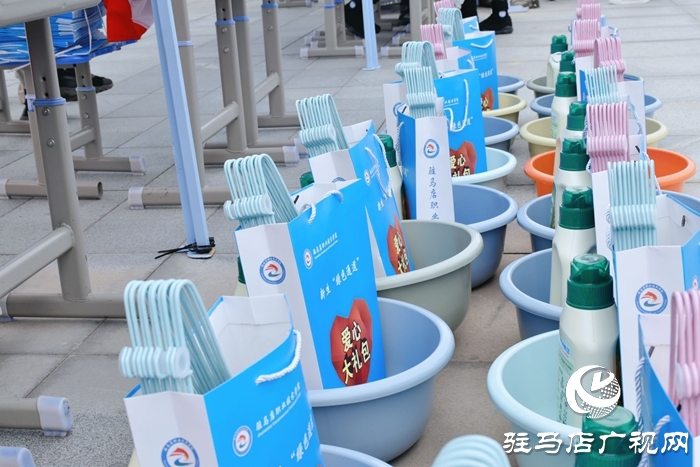  滿“新”歡喜，共赴美好！駐馬店職業(yè)技術學院喜迎2025級新生報到入學