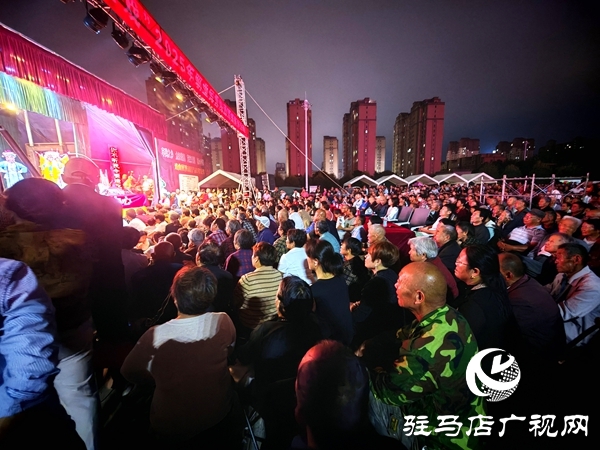 為期十天的2025年“平輿有戲”職業民營院團戲曲展演鳴鑼開唱