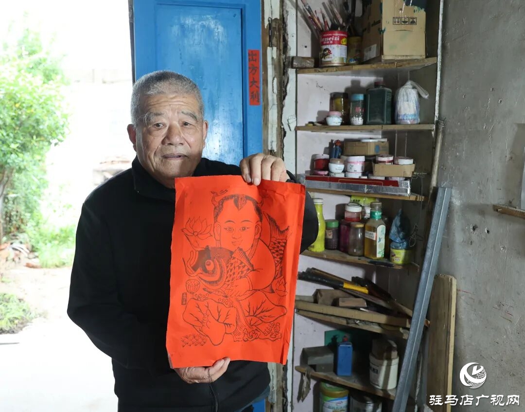 正陽(yáng)縣92歲省級(jí)非遺傳承人李傳清 以刀為筆刻繪“德勝祥”年畫(huà)新韻