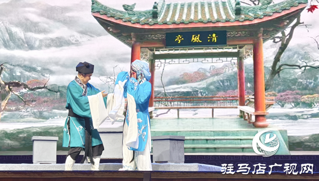 豫劇名家李樹建攜弟子亮相駐馬店 《清風(fēng)亭上》引燃戲迷熱情
