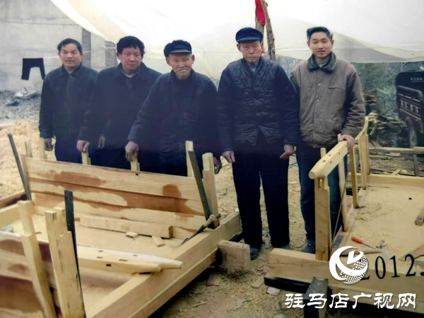 文化“愚公”挖“山”不止——記“農村大網紅”、“天中文化的守望者”張耀征的文史情懷