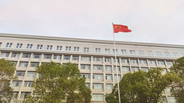 駐馬店市財政局舉行升國旗儀式 禮贊新中國76周年華誕