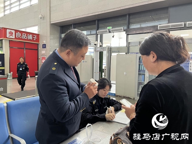 高鐵“護(hù)航者”張凱然：雙節(jié)里的堅(jiān)守 為千萬旅客筑牢平安歸途