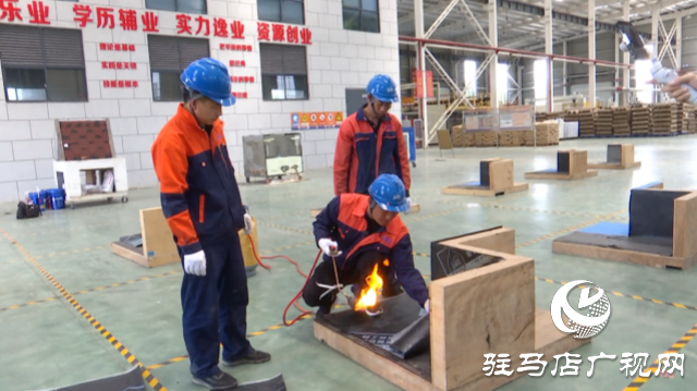 全國勞動模范李亞光:匠心筑夢扎根防水一線 創新工藝破解施工難題