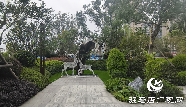 駐馬店媒體團赴南陽考察鑫聯置業 為即將入市的鑫匯云墅“尋跡品質”?