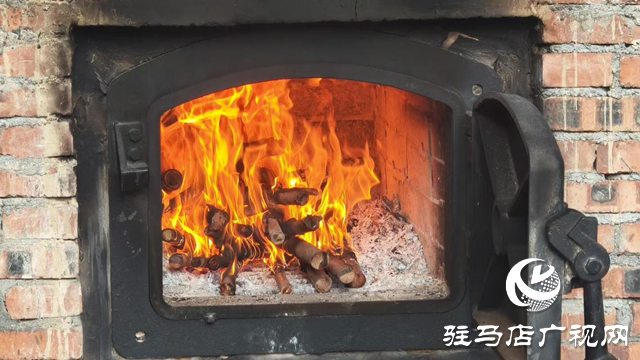 窯烤面包體驗活動受歡迎 市民親手制作感受生活溫度??