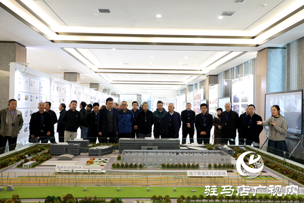 漯河市老科協赴平輿縣壩道工程醫院開展考察交流活動