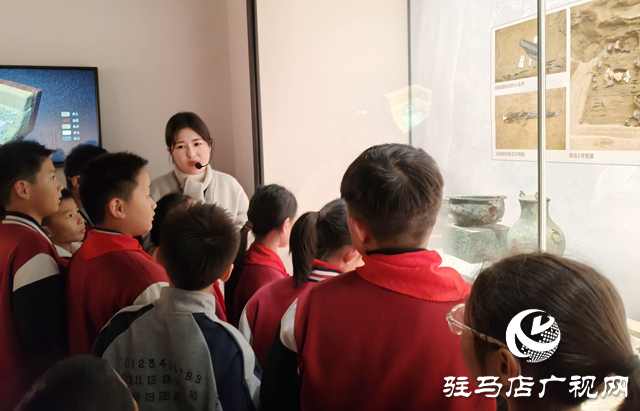 駐馬店經濟開發區金雀路小學開展“探尋蔡國歷史 感受文化魅力”親子主題實踐活動?