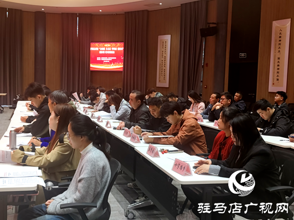平輿縣召開社科工作者座談會 凝聚文明實(shí)踐奮進(jìn)力量